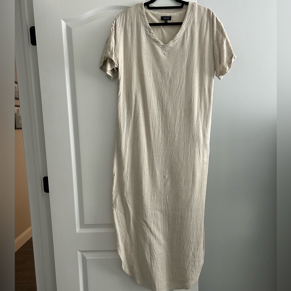 Roolee Medium linen dress with pockets and zipper